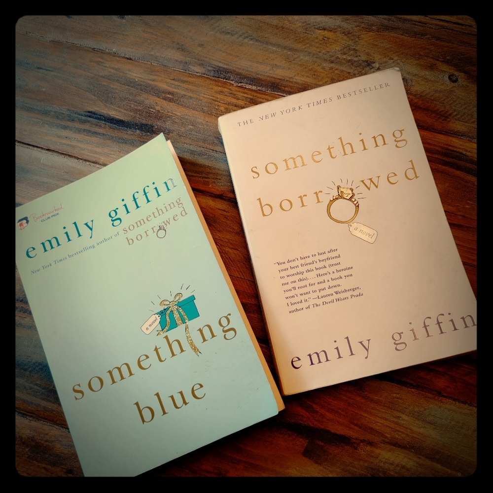 📚 LOT of (2) Emily Griffin books